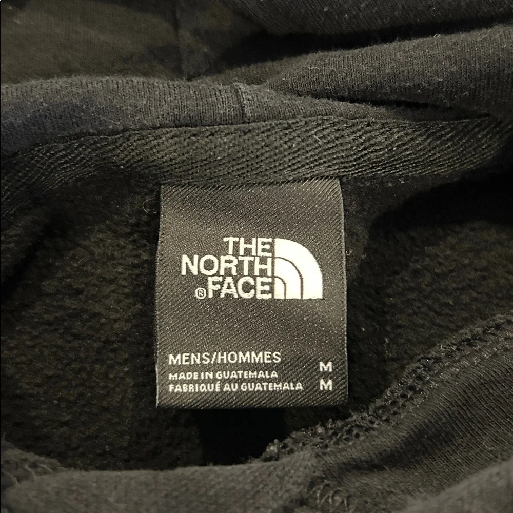 The North Face‎ Men’s Black Pullover Hoodie with Kangaroo Pocket Size M